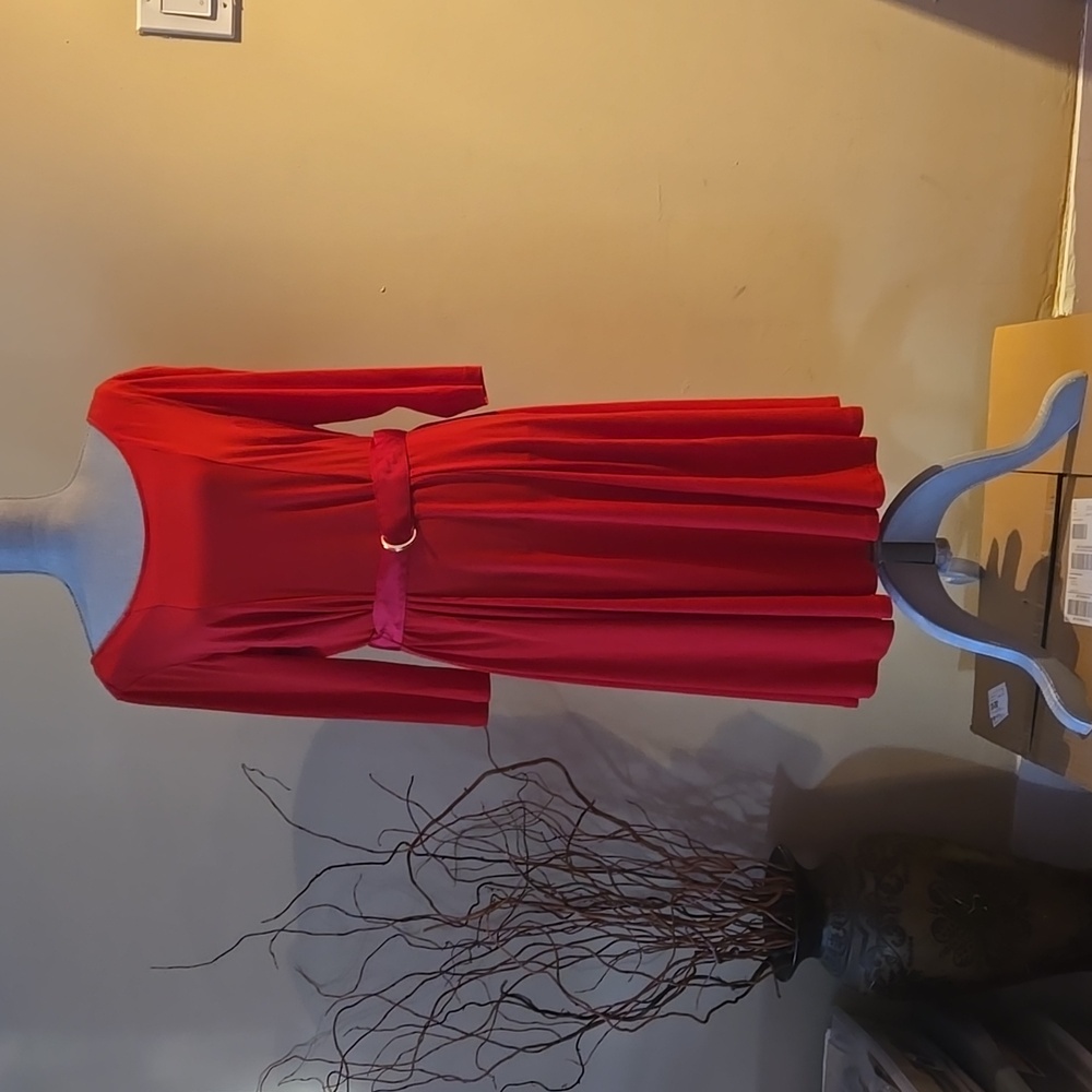 Red Midi 3/4 Sleeve Dress